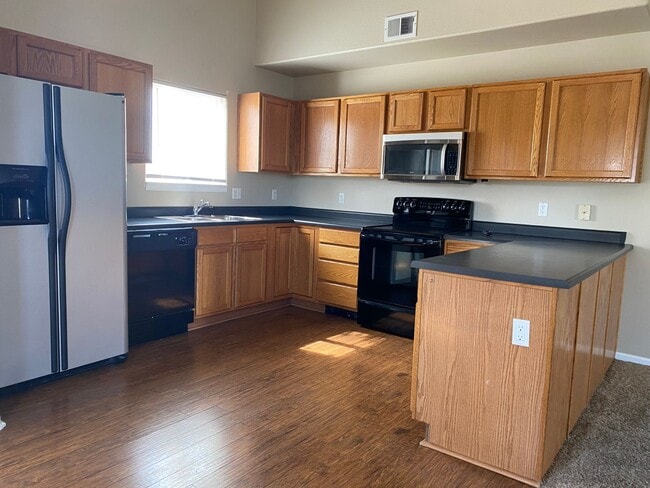 Photo - TWO BEDROOM, 2 BATHROOM TWIN HOME