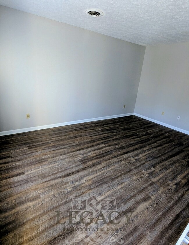 Photo - 1034 Brookview Dr Unit 14 C