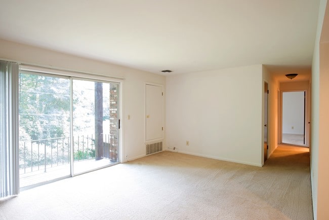 Photo - Indian Brook Apartments