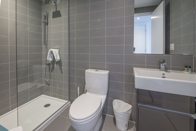 Photo - 18 Hamilton Ave N Unité SI ID1223052P