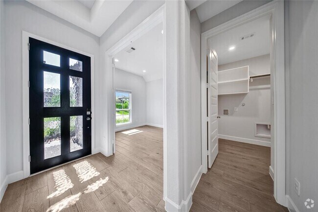 Building Photo - 615 Sand Branch Dr Rental