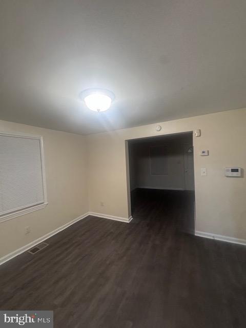 Photo - 5031 Huron St