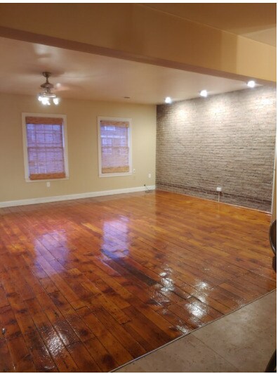 Photo - 111 S 13th St