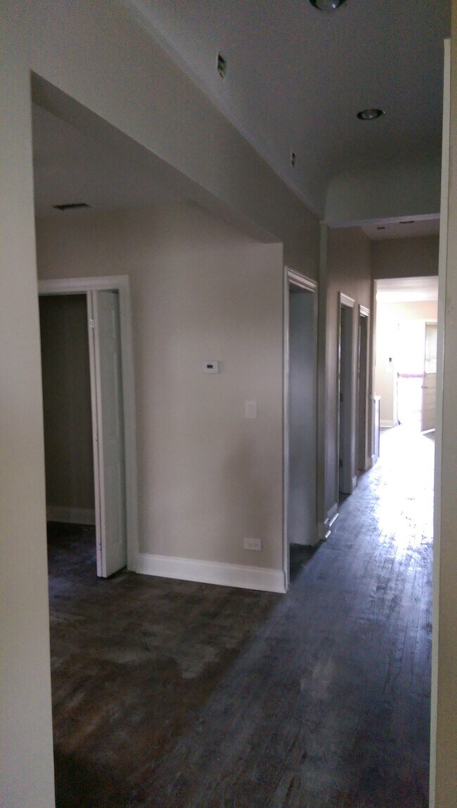 Photo - 4849 N Seeley Ave Unit 1