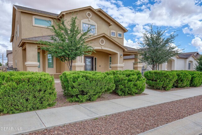 Photo - 2124 Thomas Lackland St