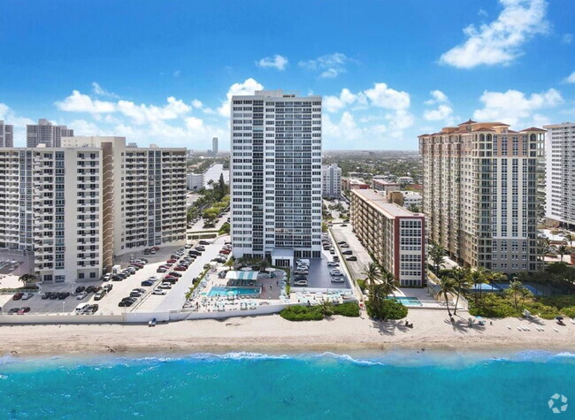 Building Photo - 3140 S Ocean Dr Unit 201 Rental