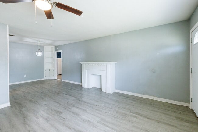 Photo - 3 bedroom just minutes away from TTU and Hospitals!