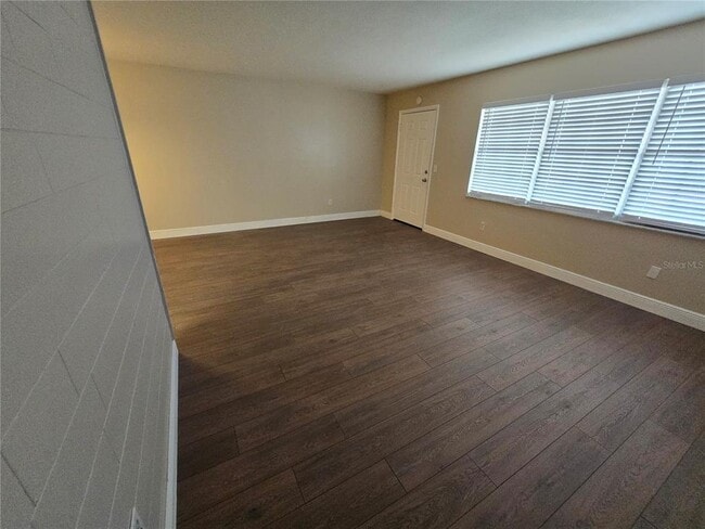 Photo - 1320 Moreland Dr Unidad 24
