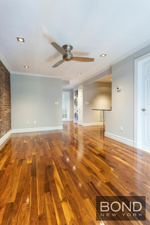 Building Photo - 350 W 21st St Unit A Rental