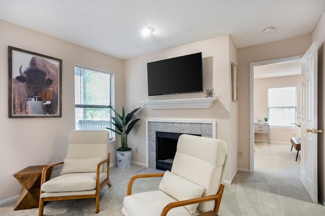 Brook Valley Apartment Homes