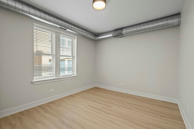 Photo - 432-436 S. Maple Ave, Unit 436 - 301 Unidad 436 - 301