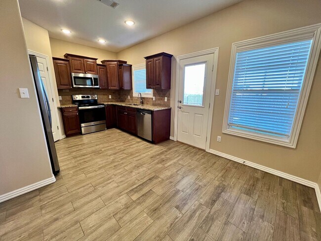 Photo - 6709 MARIBETTE RD