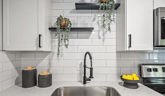 Photo - 316 E 46th Pl