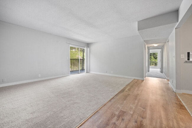 Photo - Woodland Apartments
