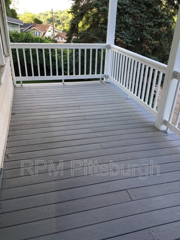 Photo - 2244 Lehigh St