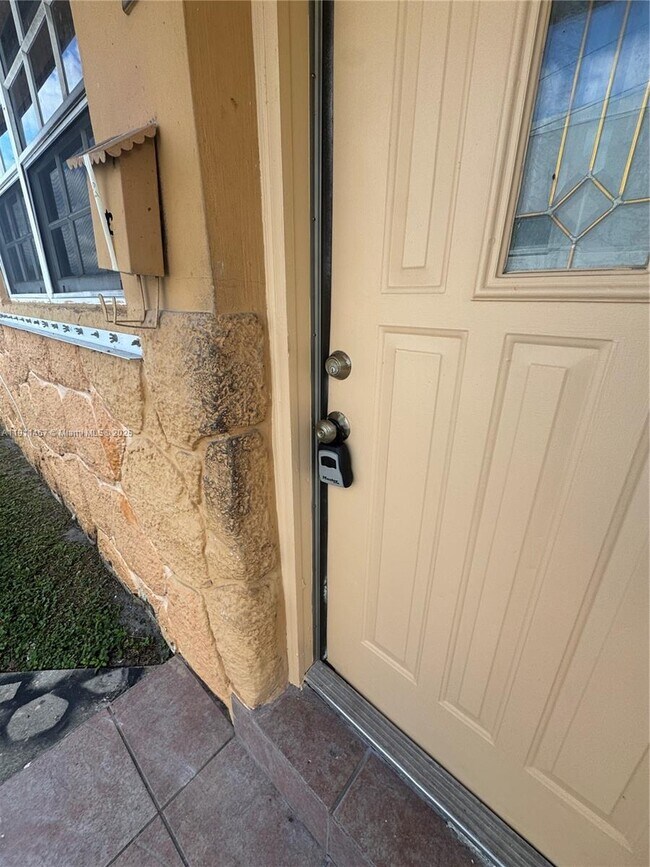 Photo - 733 NW 4th St Apartment Unit 2