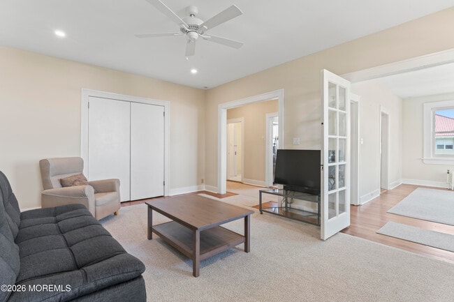 Photo - 1 Roseld Ave Unit B20