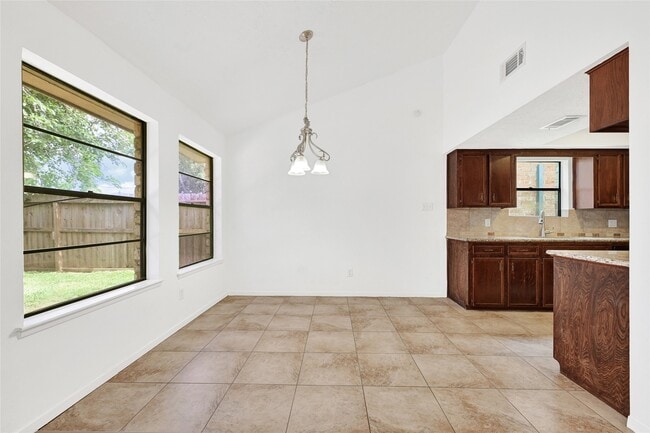 Photo - 2730 Mesquite Dr