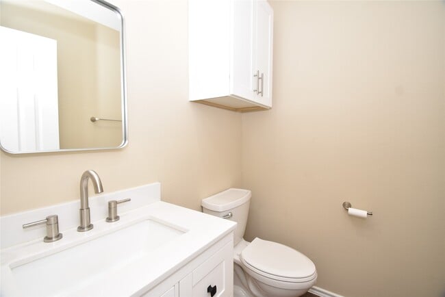 Photo - 1330 Westgreen Blvd