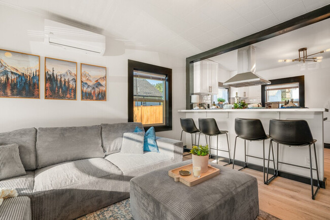 60 2nd Ave NE Unit SI ID1607382P