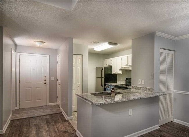 Photo - The Reserve at Woodbridge, Unit E220 Unidad E, 220