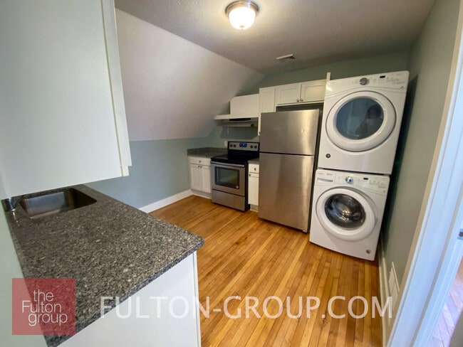 Photo - 36 Dwight Ave SE Unit 2