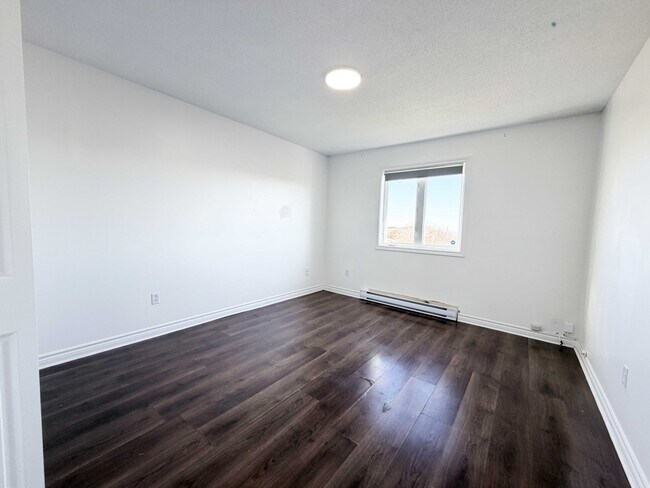 Photo - 9 Edgecombe Dr