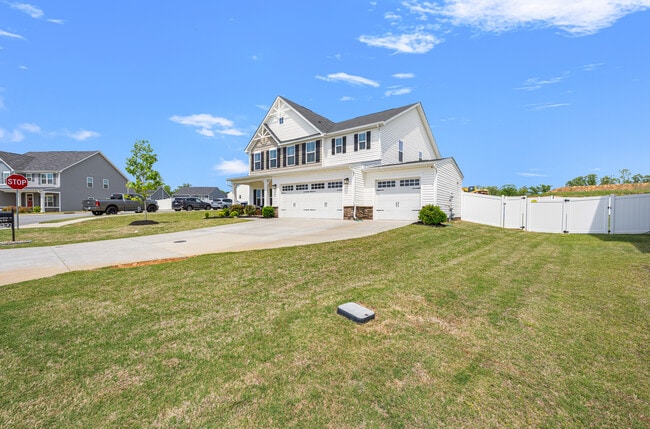 Photo - 1636 Tundra Ln