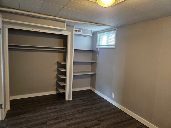 Photo - 1717 E Woodside Dr Unit 1