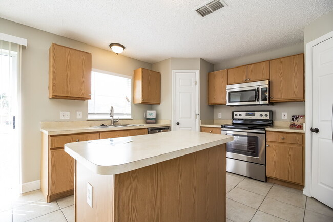 Photo - 598 Wekiva Bluff St