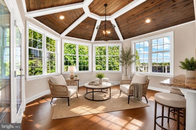 Photo - 8227 St Francis Dr