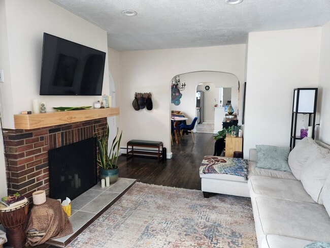 Photo - 340 Kingston Ave