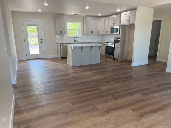 Photo - Stunning Newly Built 3-Bedroom, 2-Bath Home in Tahlequah, OK!