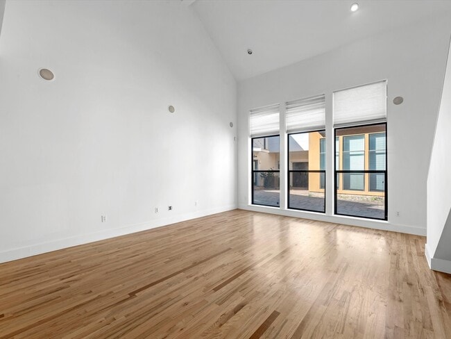 Photo - 4421 Eigel St