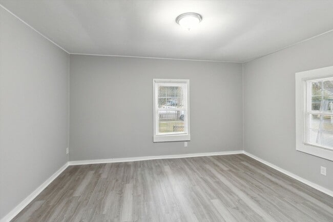 Photo - Large Downtown 3BR (potential 4th)/2BA Hou...