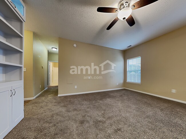 Photo - 6723 Harvest Ridge Ct