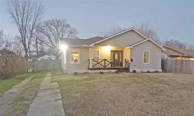 Building Photo - 3745 Durango Dr