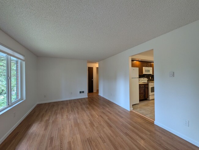 Photo - 2Bd/1.5Ba Shoreline Condo