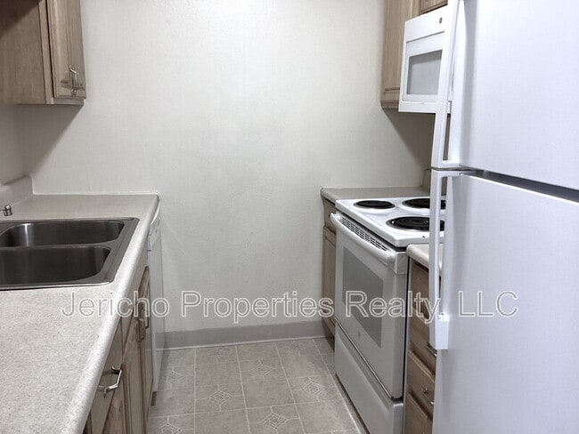 Photo - 1865 Independence St