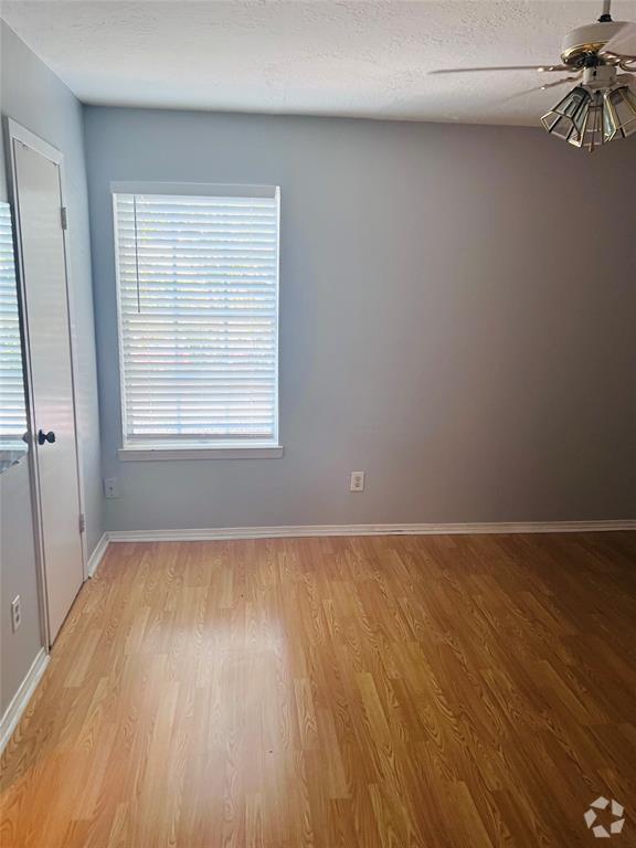 Building Photo - 3224 Timmons Ln Unit 104 Rental