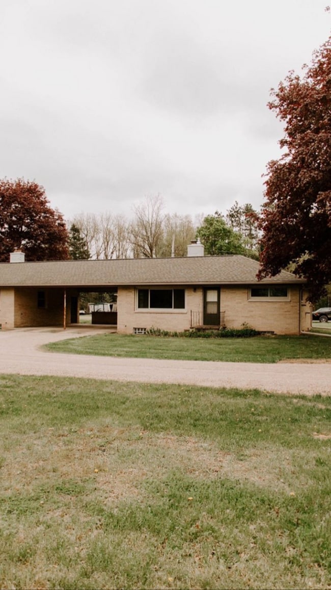 Photo - 50481 Saint Joseph St Unidad 50483