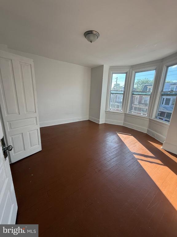 Photo - 331 Maclay St Unit 2