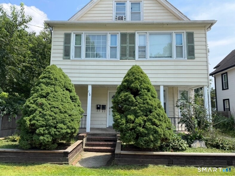 238 Weber St