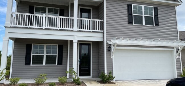 Newly built 5 bedroom home in The Parks - Newly built 5 bedroom home in The Parks