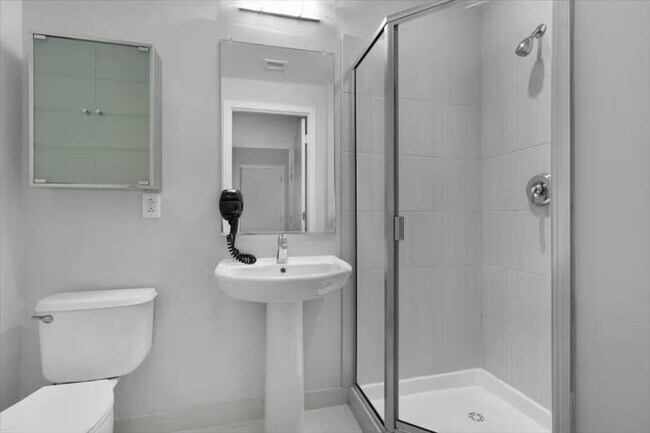 1456 H St NW Unidad SI ID1039934P