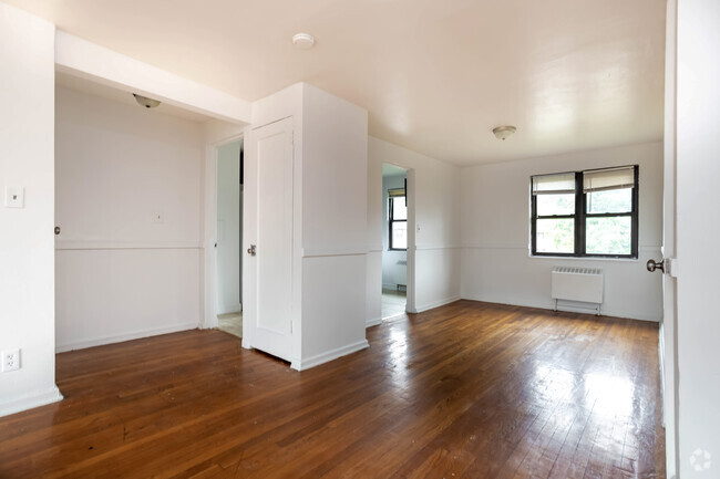 Interior Photo - Centennial Gardens Rental