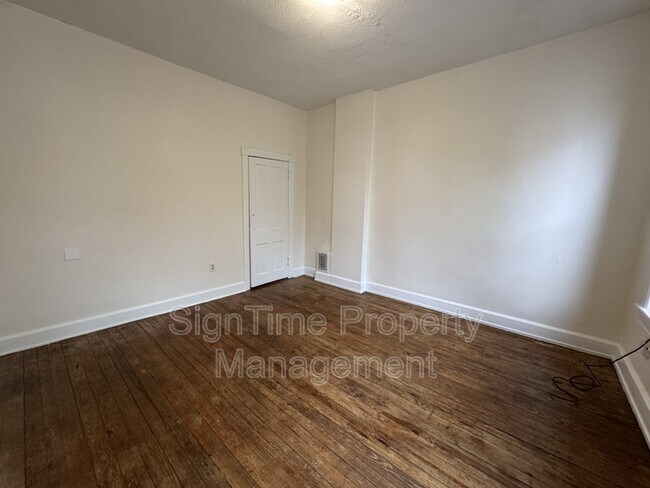 Photo - 40-42 East Franklin Street - 1