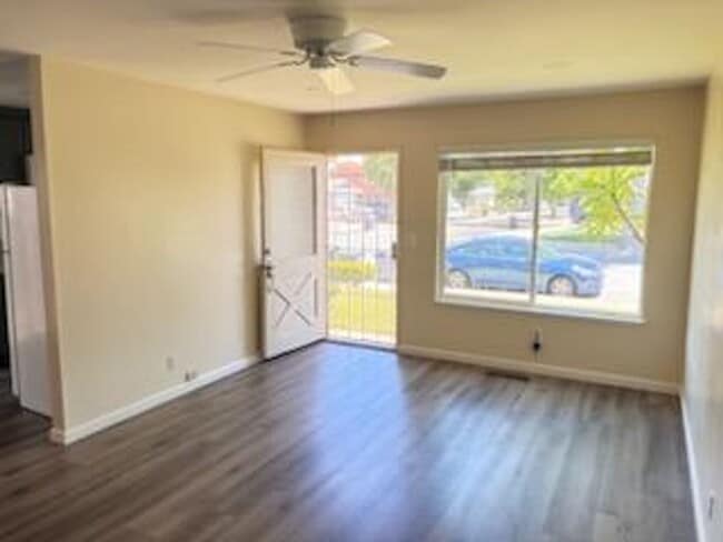 Photo - 451 Carneros Ave Unit B