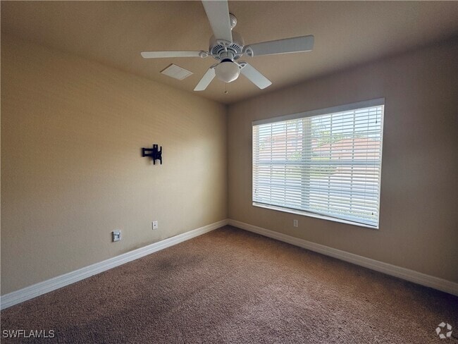 Building Photo - 10480 Carolina Willow Dr Rental