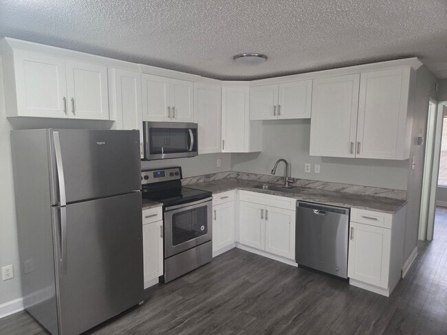 Photo - 2322 W St John St Unit A